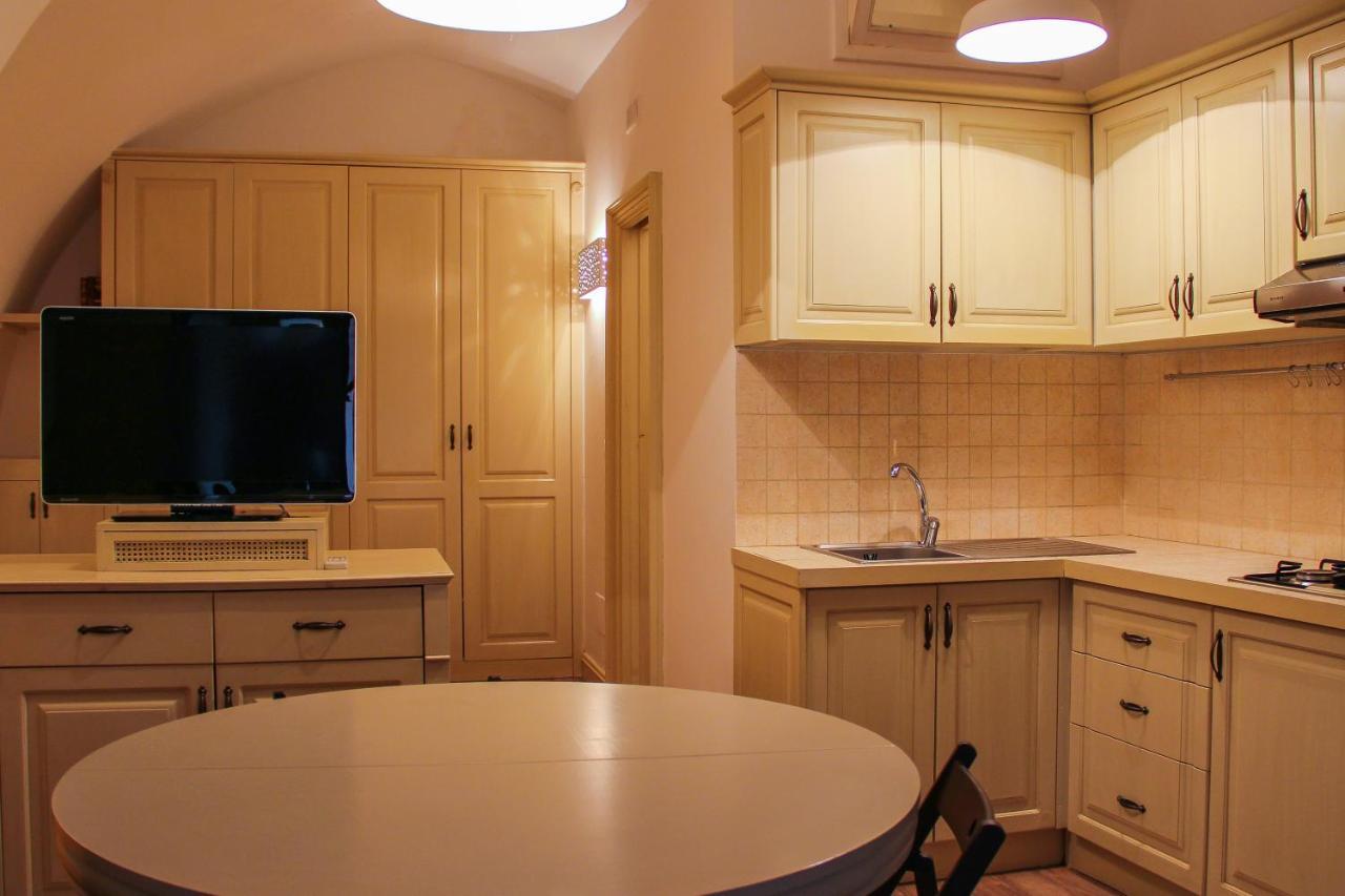 Al Civico 4 Bed and Breakfast Molfetta Exteriör bild